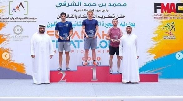 محمد بن حمد الشرقي يتوج الفائزين في بطولة الفجيرة للترايثلون