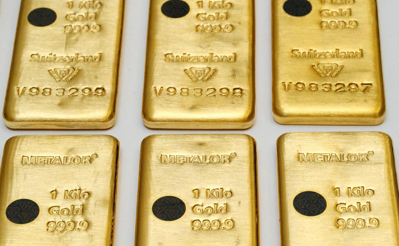 هبوط أسعار الذهب